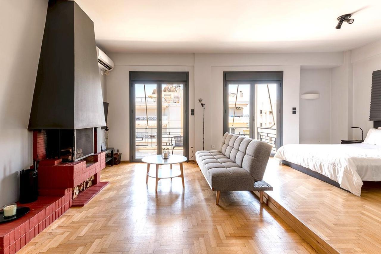 Boutique39 Luxury Apartment Glyfada Atene Esterno foto