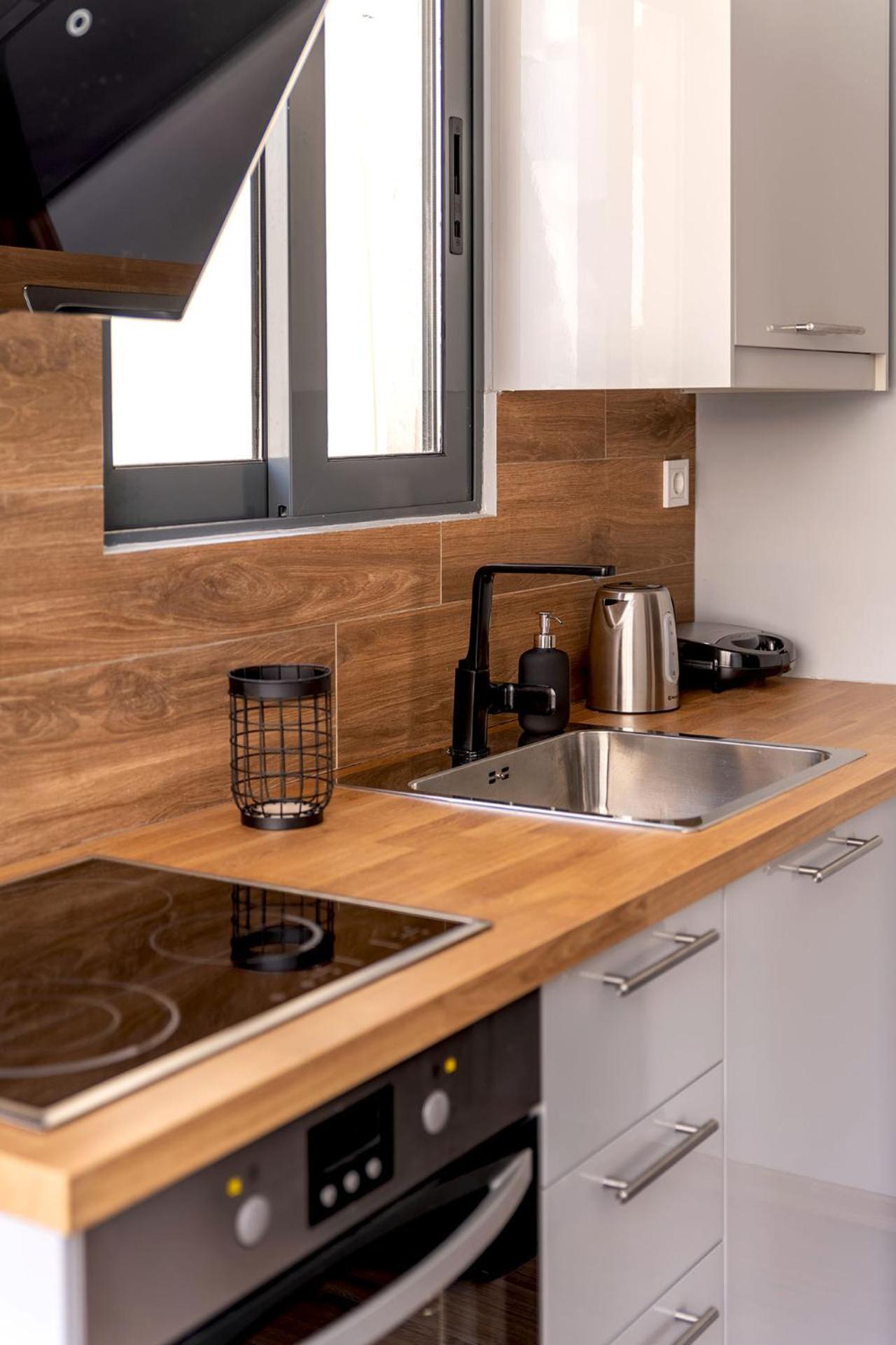 Boutique39 Luxury Apartment Glyfada Atene Esterno foto